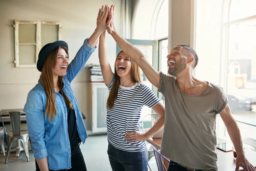 How to Manage Debt Effectively and Build Credit